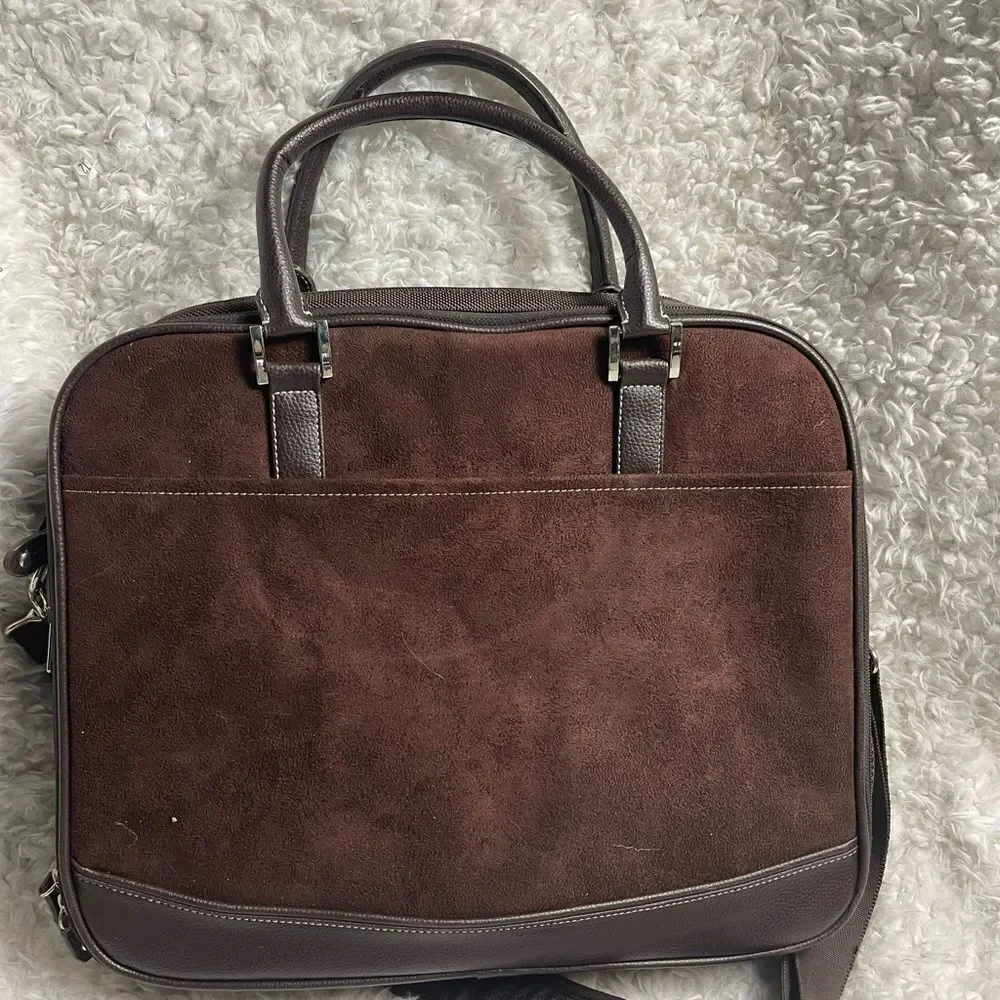 NWOT Mobile Edge Special Edition laptop /office bag Brown faux leather suede .
